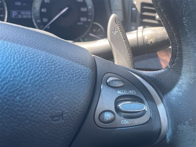 NISSAN FUGA