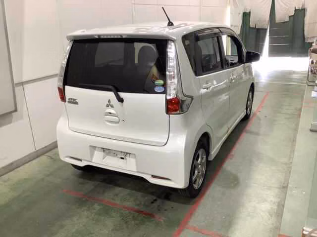 MITSUBISHI EK CUSTOM