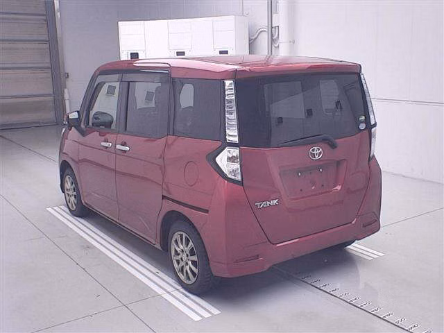 TOYOTA TANK