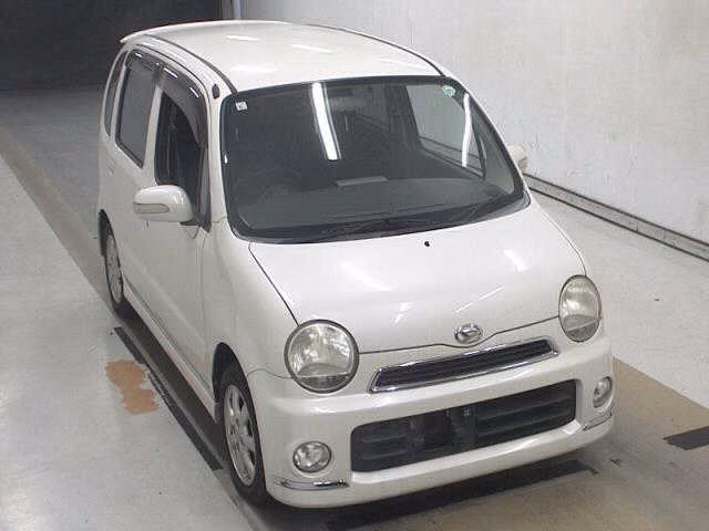 DAIHATSU MOVE LATTE