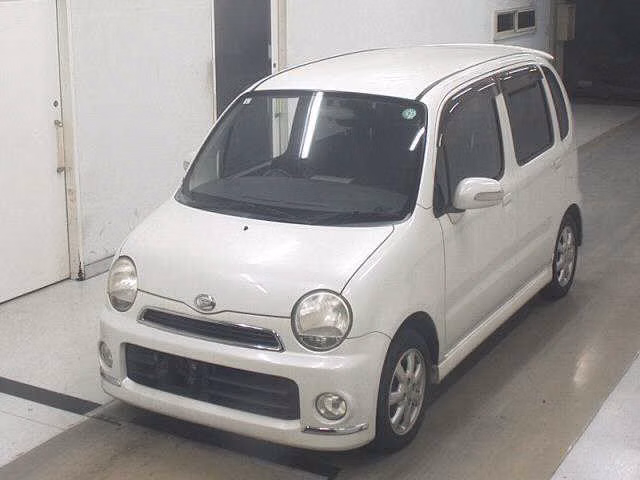 DAIHATSU MOVE LATTE
