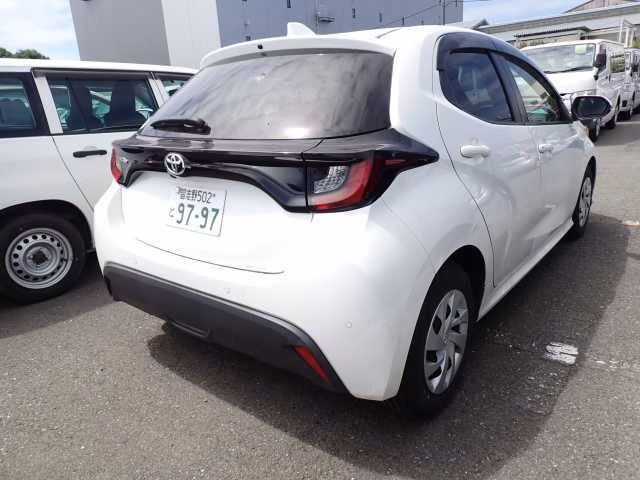 TOYOTA YARIS