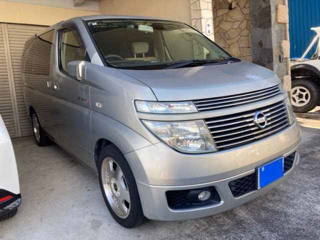 NISSAN ELGRAND