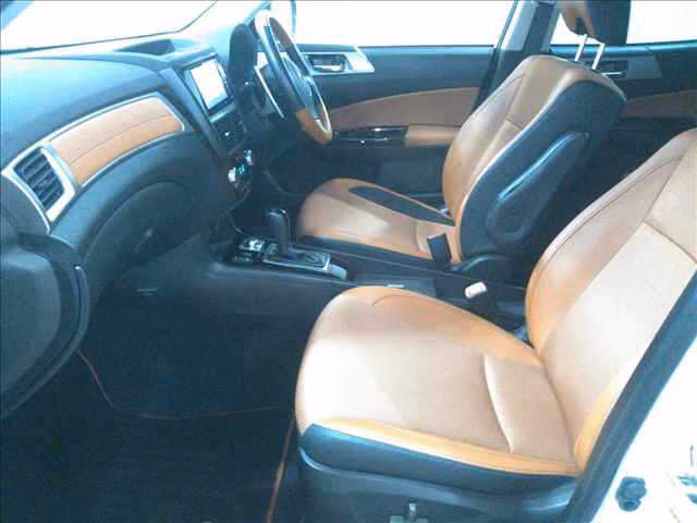 SUBARU EXIGA CROSSOVER 7