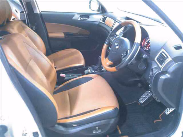SUBARU EXIGA CROSSOVER 7