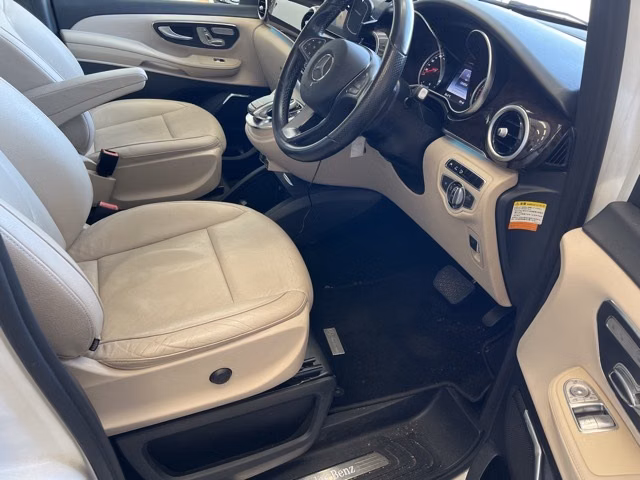 MERCEDES-BENZ V-CLASS