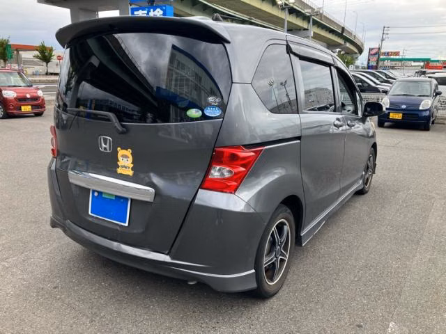 HONDA FREED