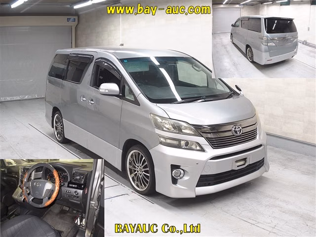 TOYOTA VELLFIRE