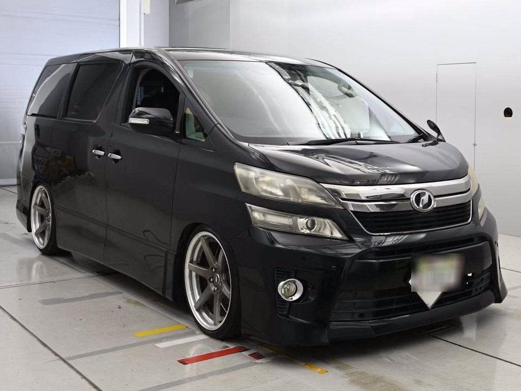 TOYOTA VELLFIRE