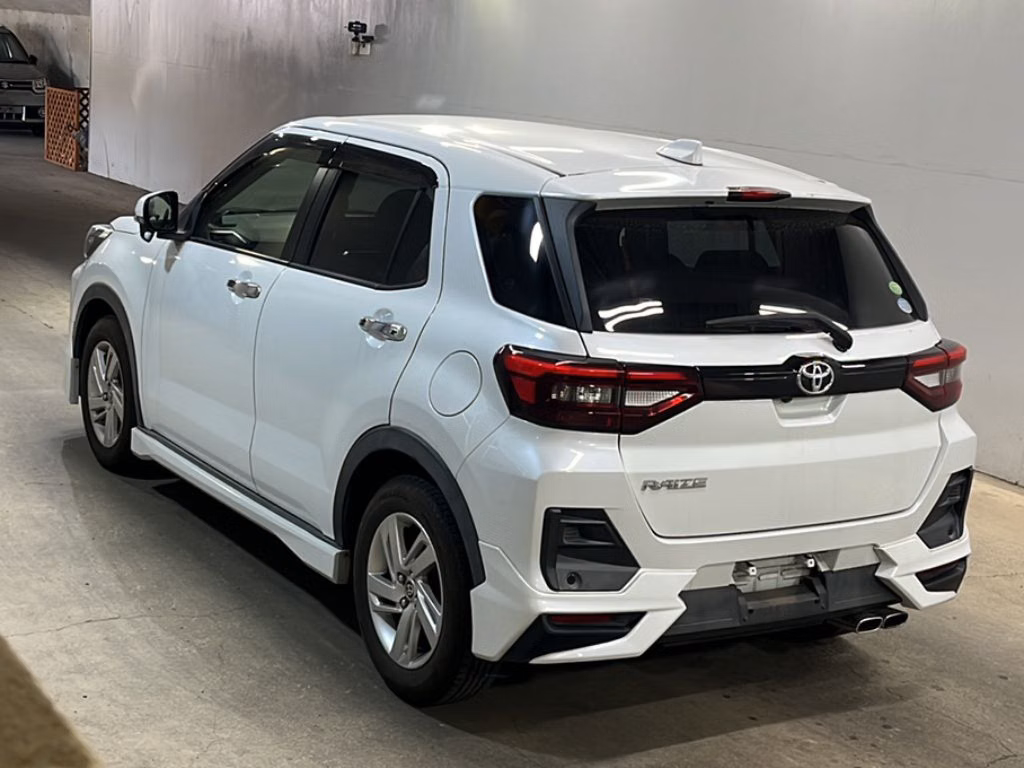 TOYOTA RAIZE