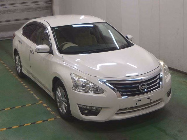 NISSAN TEANA