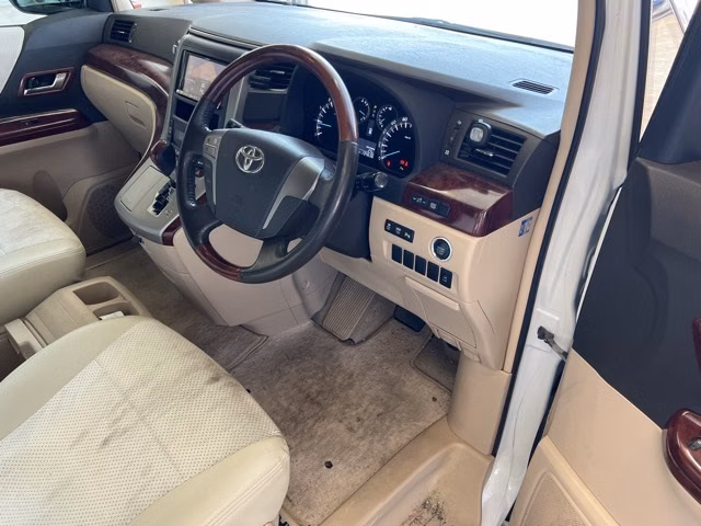 TOYOTA ALPHARD
