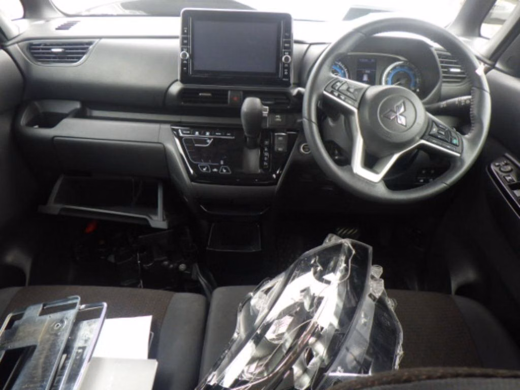 MITSUBISHI EK SPACE