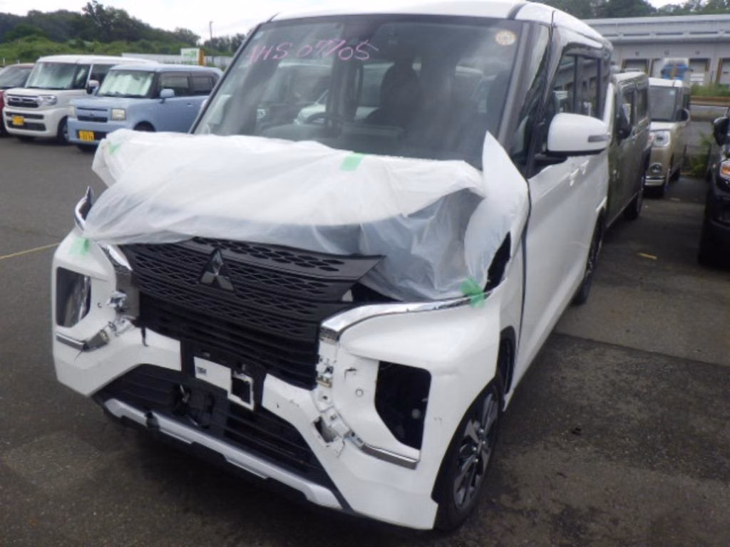 MITSUBISHI EK SPACE