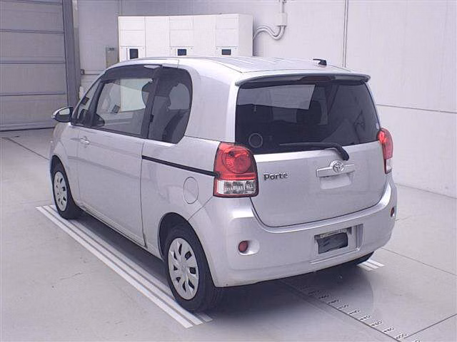 TOYOTA PORTE