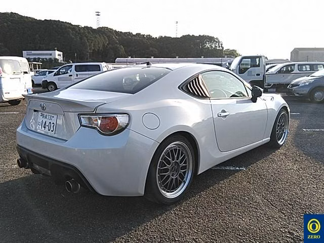 TOYOTA GT 86