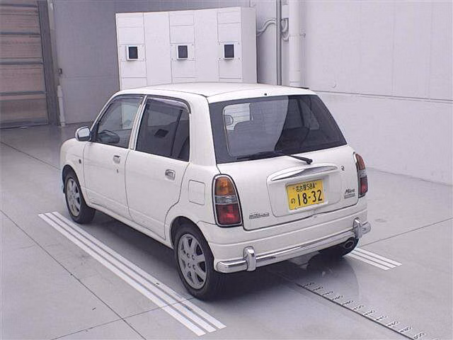 DAIHATSU MIRA GINO