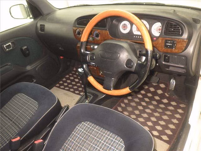 DAIHATSU MIRA GINO