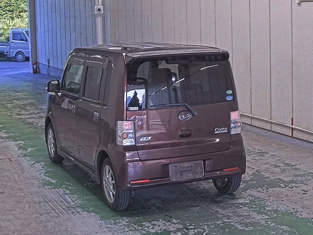 DAIHATSU MOVE CONTE