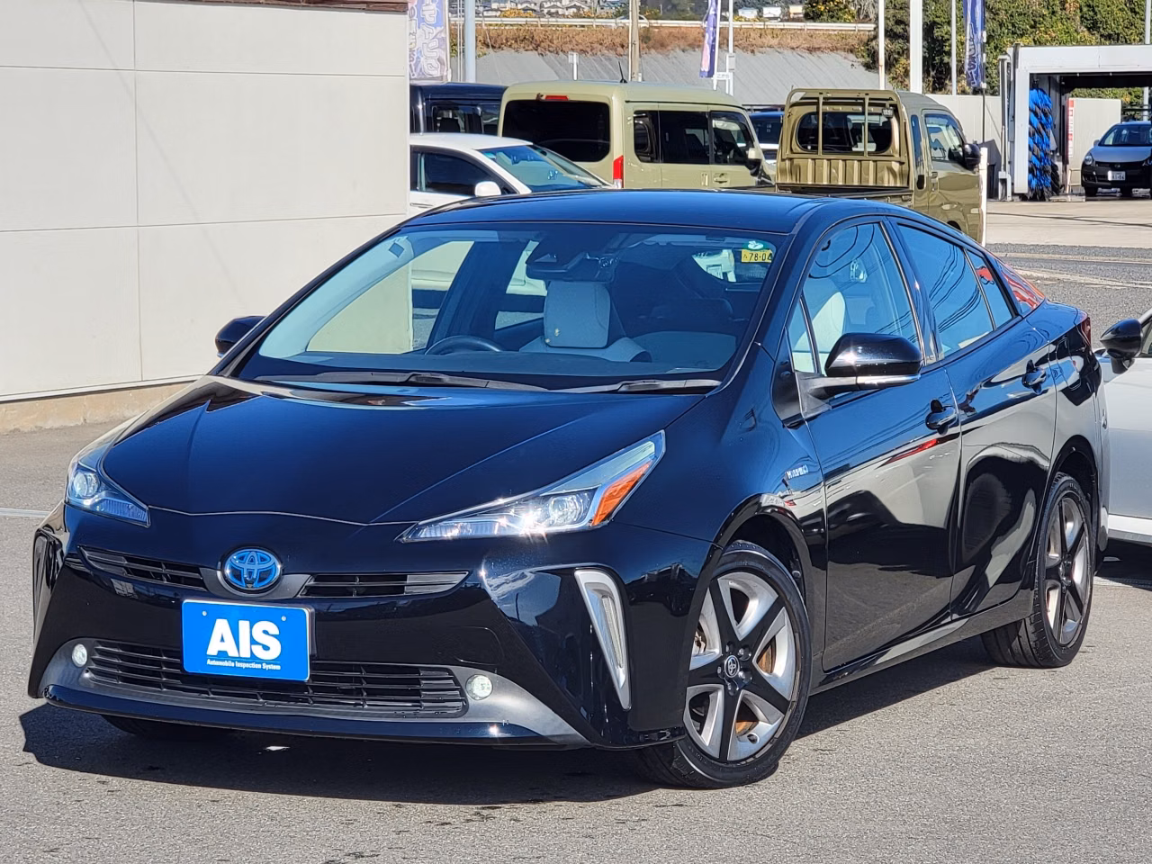 TOYOTA PRIUS