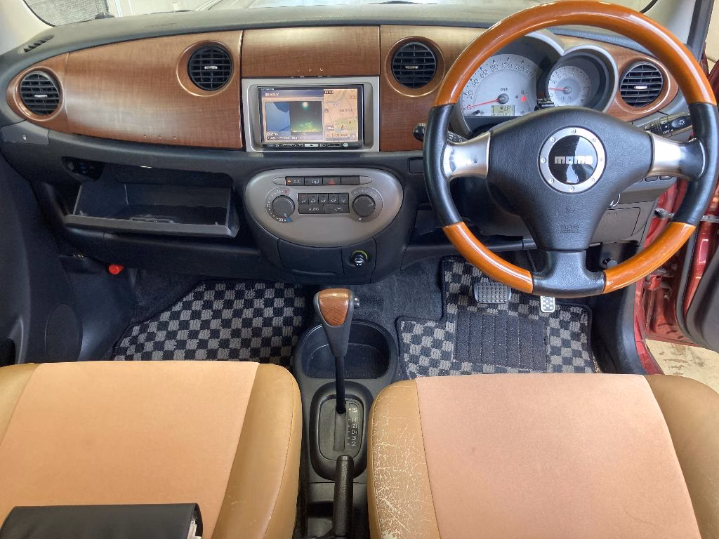 DAIHATSU MIRA GINO