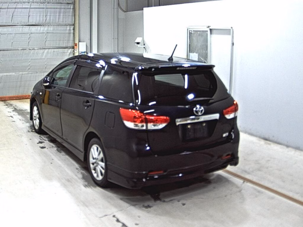 TOYOTA WISH