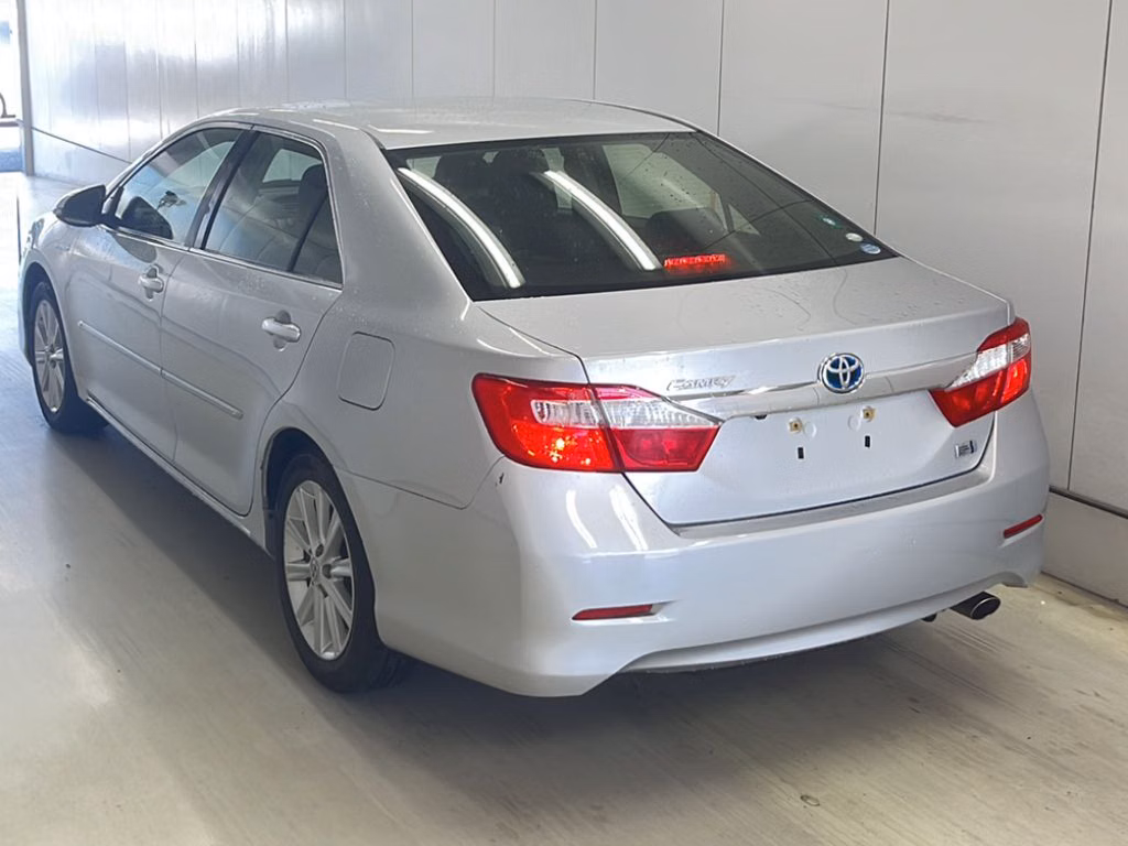 TOYOTA CAMRY