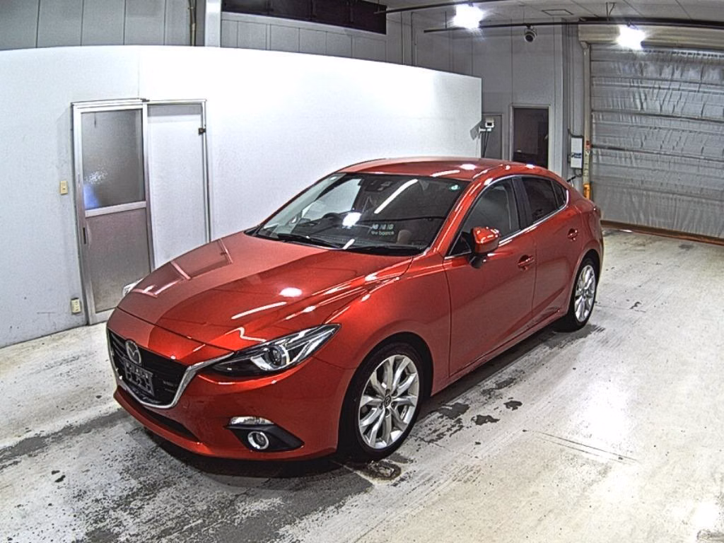 MAZDA AXELA