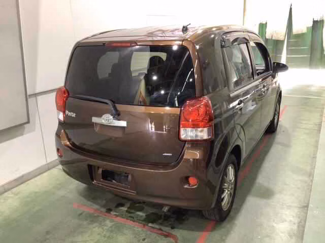 TOYOTA PORTE
