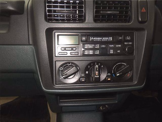 MITSUBISHI PAJERO MINI