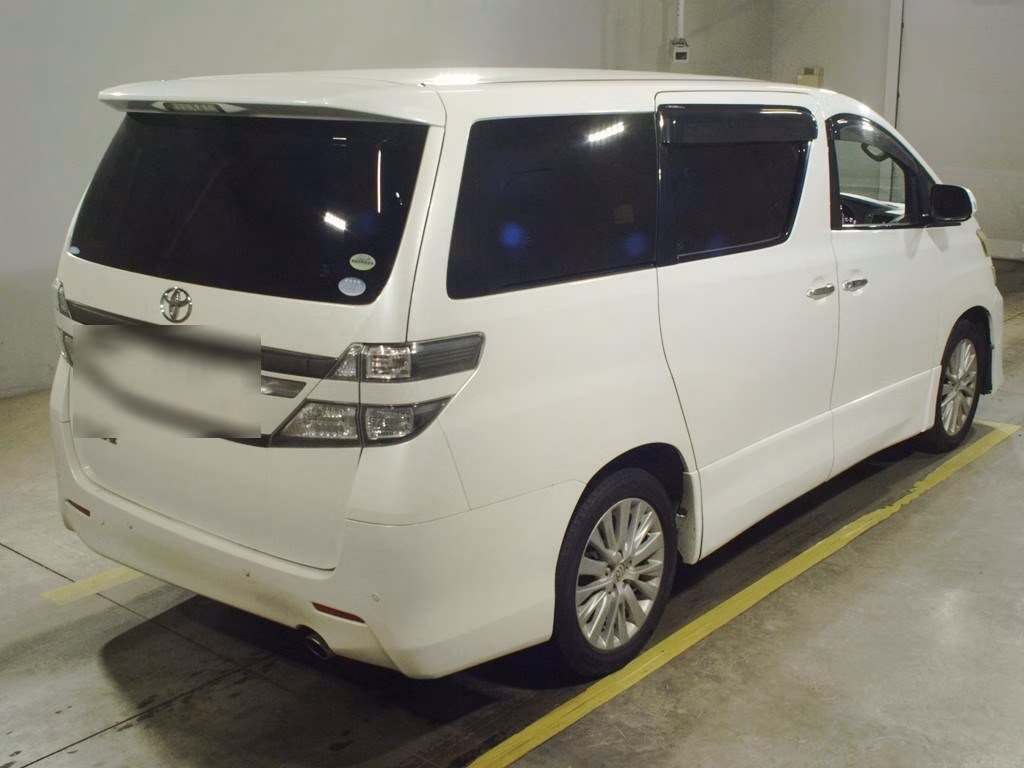 TOYOTA VELLFIRE