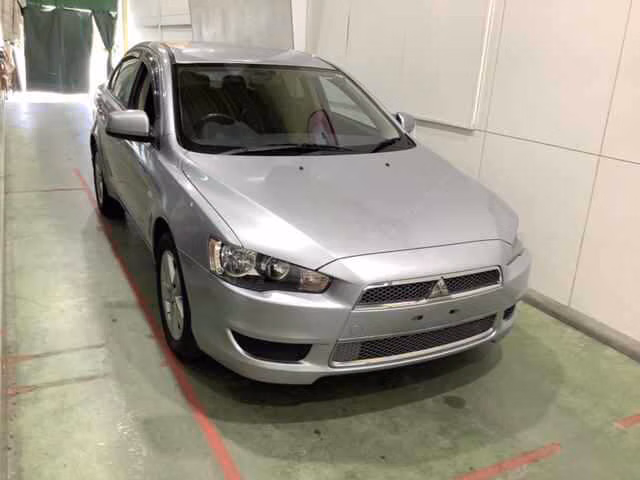 MITSUBISHI GALANT FORTIS