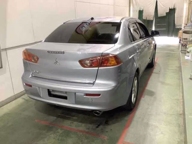 MITSUBISHI GALANT FORTIS