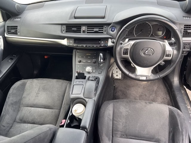 LEXUS CT200H