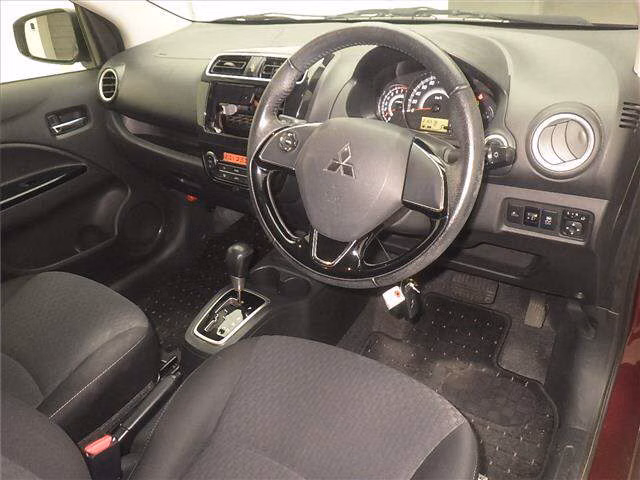 MITSUBISHI MIRAGE