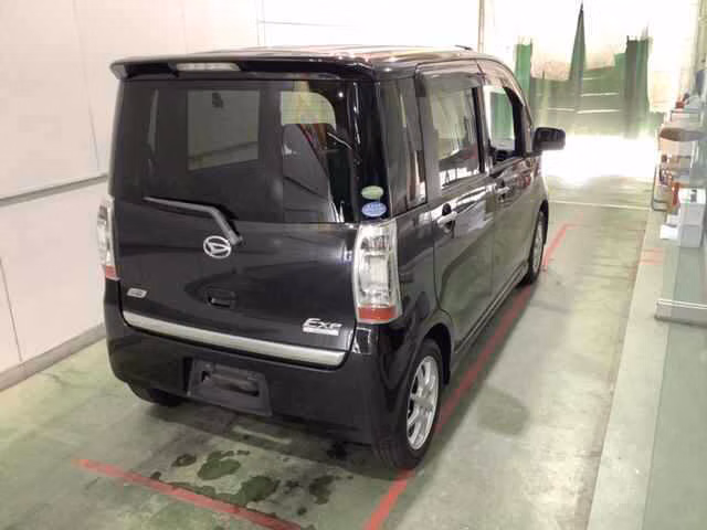 DAIHATSU TANTO EXE