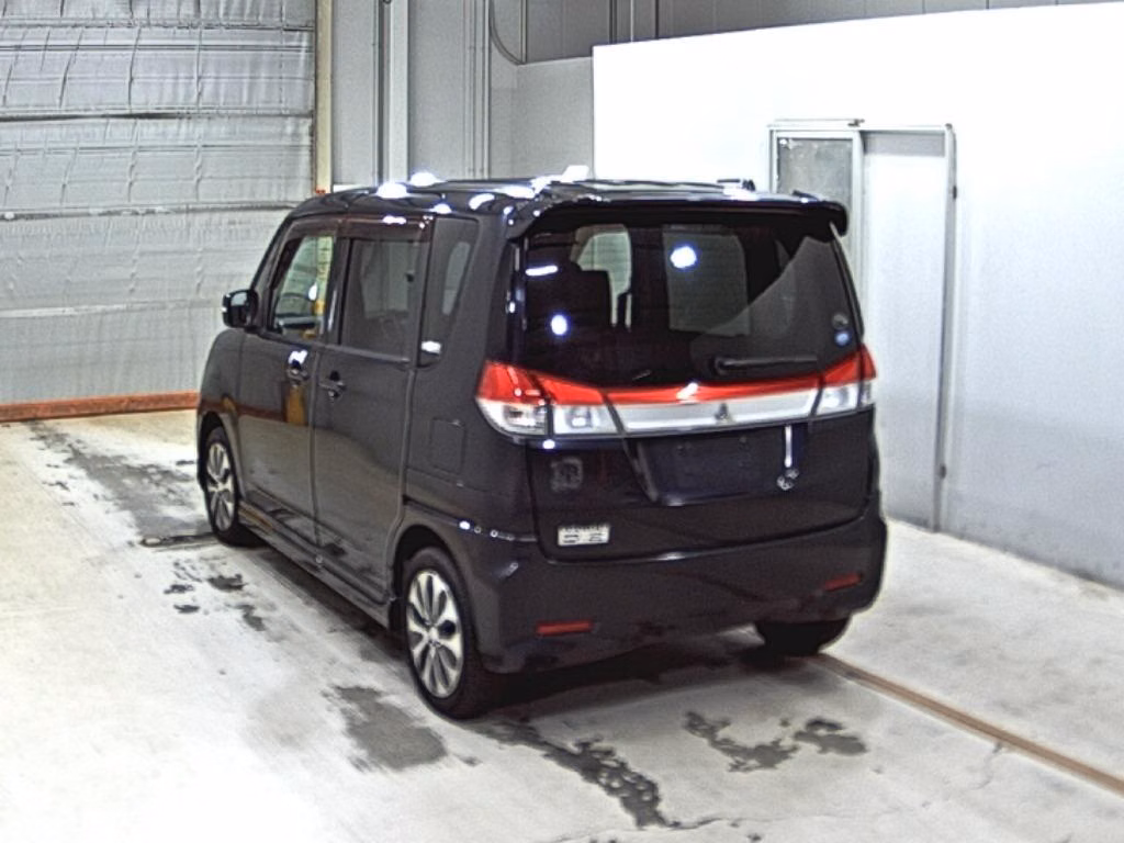 MITSUBISHI DELICA D:2