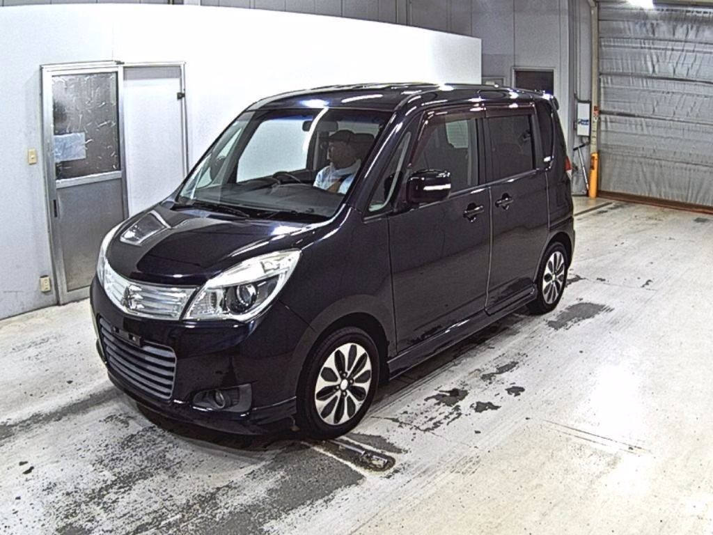 MITSUBISHI DELICA D:2