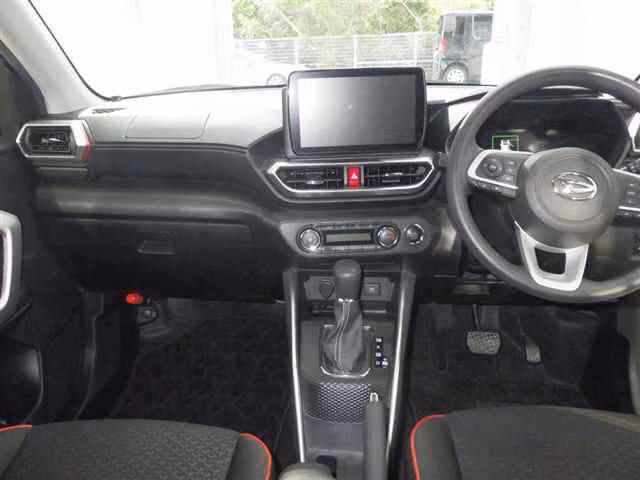DAIHATSU ROCKY