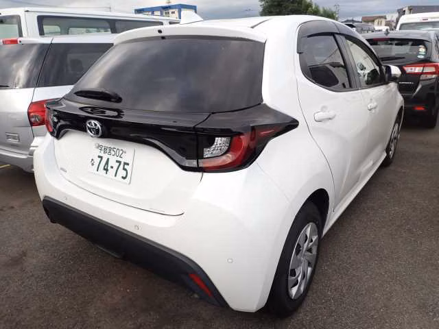 TOYOTA YARIS