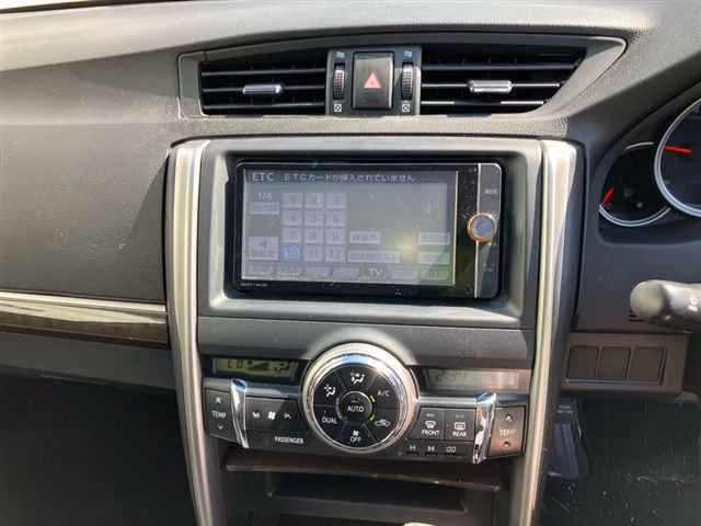 TOYOTA MARK X