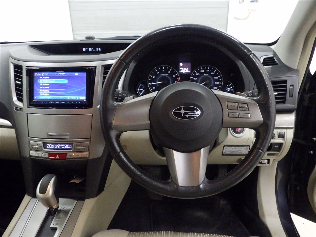 SUBARU LEGACY