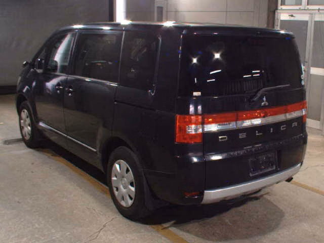 MITSUBISHI DELICA D:5