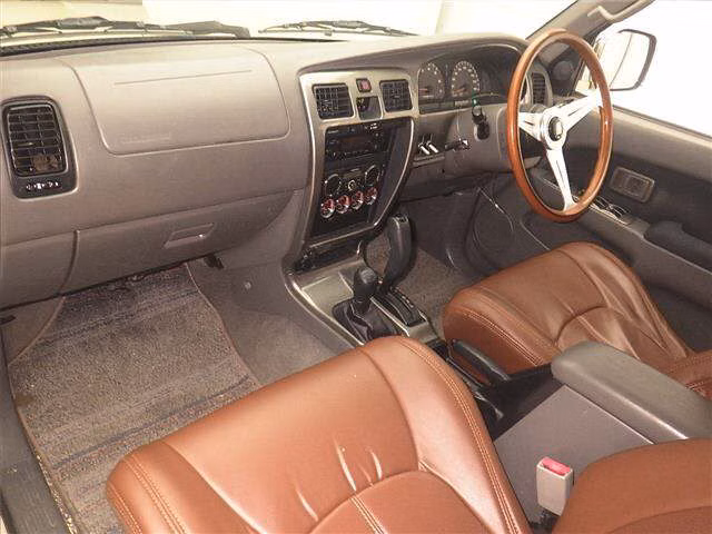 TOYOTA HILUX SURF