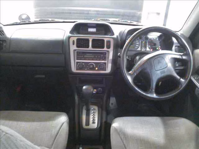 MITSUBISHI PAJERO IO