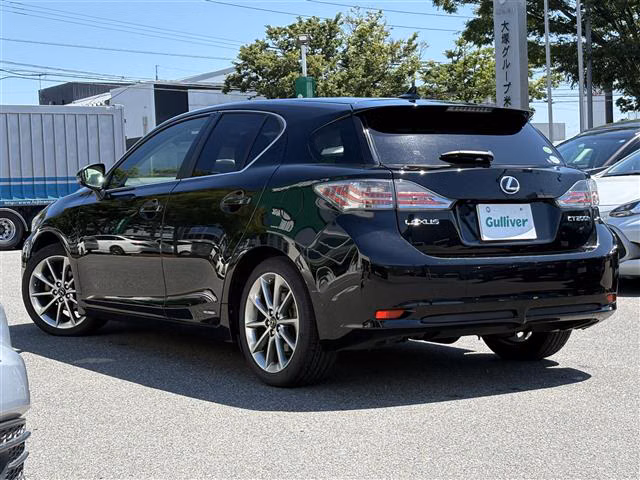 LEXUS CT200H