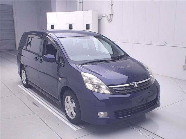 TOYOTA ISIS