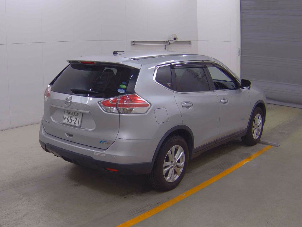 NISSAN X-TRAIL