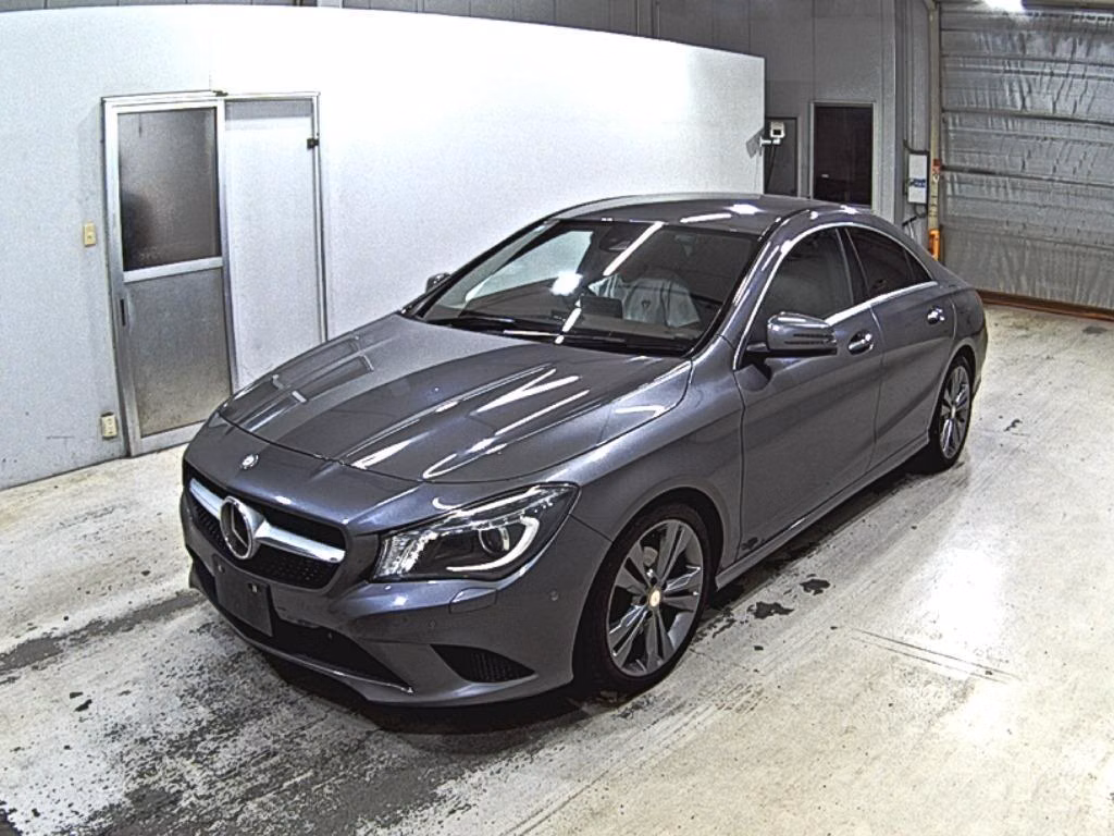 MERCEDES-BENZ CLA-CLASS