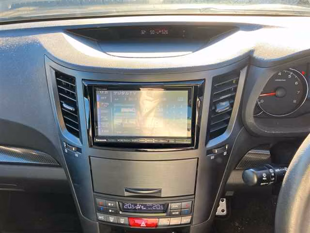 SUBARU LEGACY B4